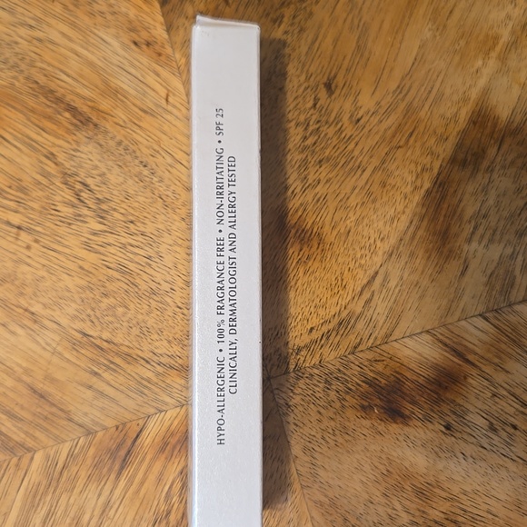 Almay Stay Smooth Anti-Chap Lip Color - Set Of 5 - Picture 9 of 10